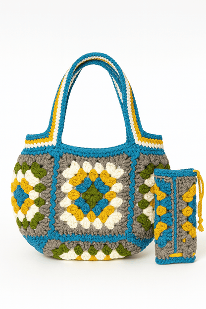 Crocheted handbag with geometric pattern with sunglasses pouch in the opposite direction
