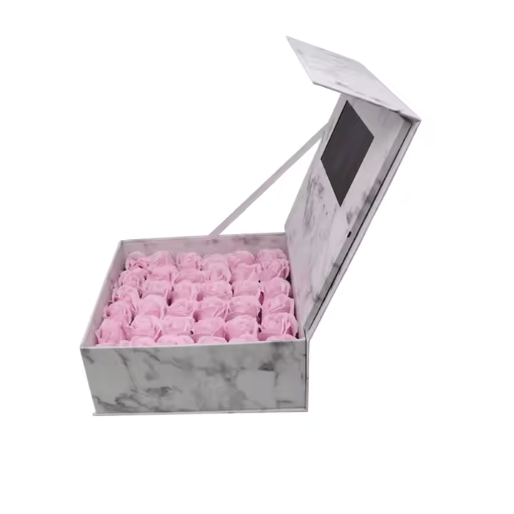 Marble-patterned square box